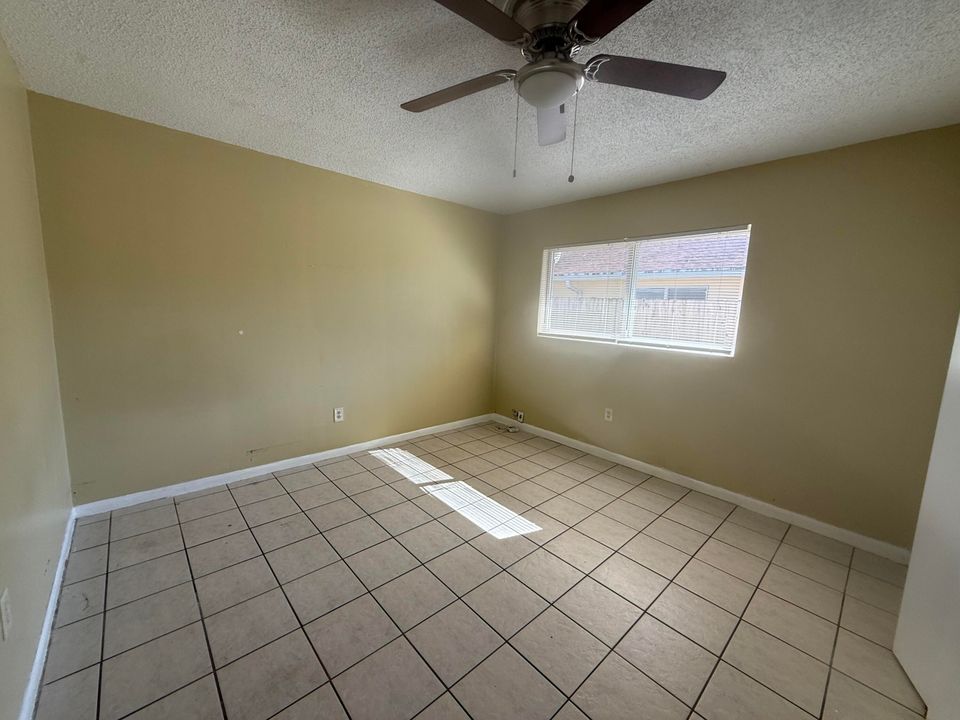 En Renta: $1,650 (2 camas, 2 baños, 2040 Pies cuadrados)