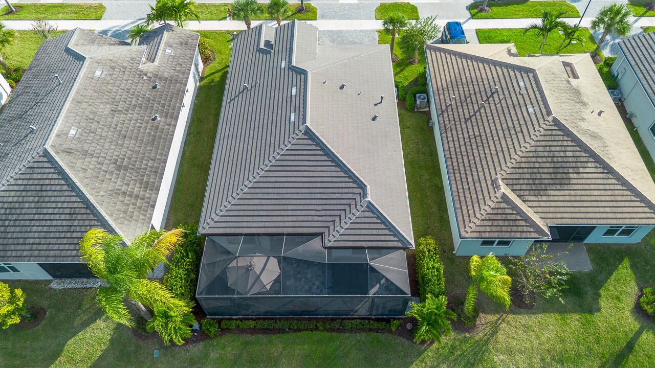 En Venta: $499,999 (2 camas, 2 baños, 1599 Pies cuadrados)