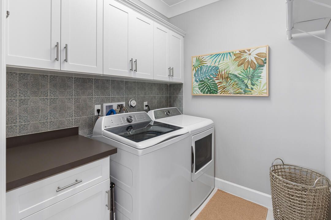 En Venta: $499,999 (2 camas, 2 baños, 1599 Pies cuadrados)