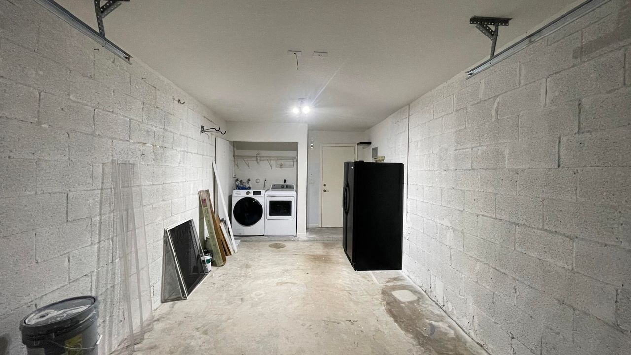 For Rent: $2,795 (3 beds, 2 baths, 1478 Square Feet)