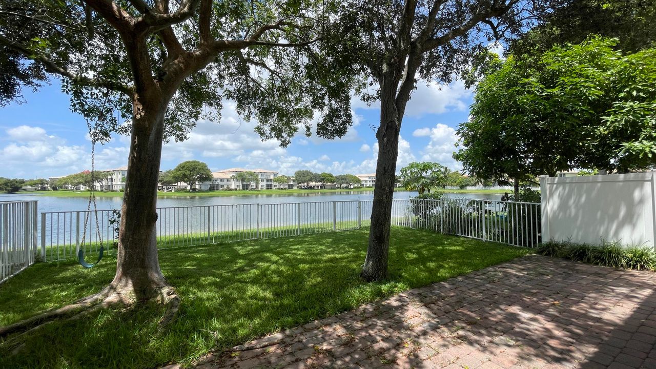 For Rent: $2,795 (3 beds, 2 baths, 1478 Square Feet)