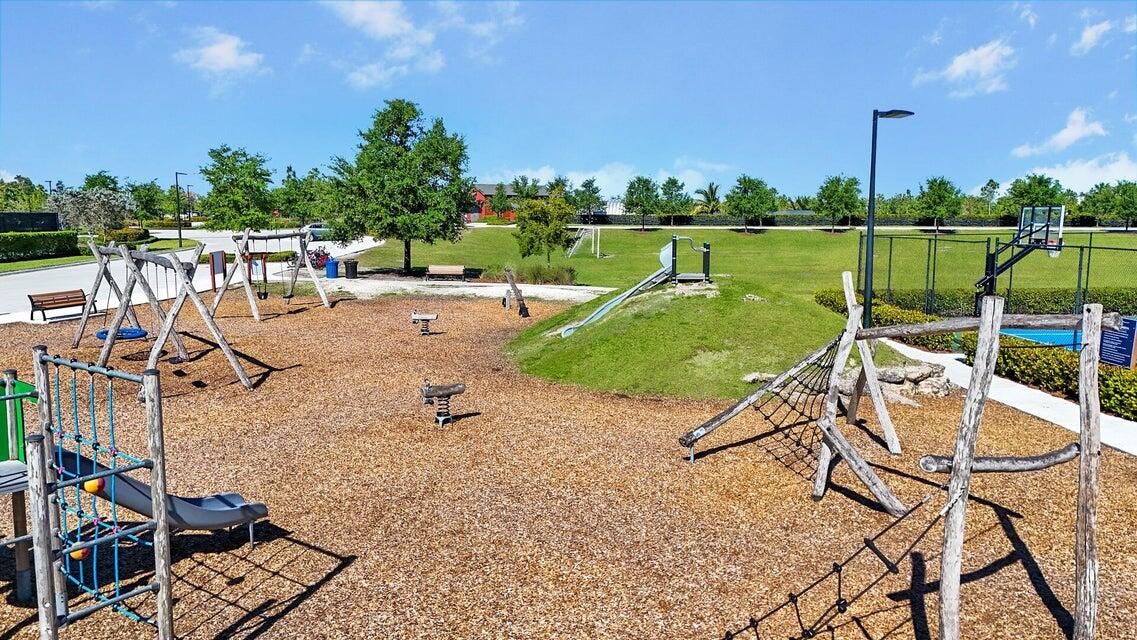 For Sale: $1,495,000 (4 beds, 3 baths, 3445 Square Feet)