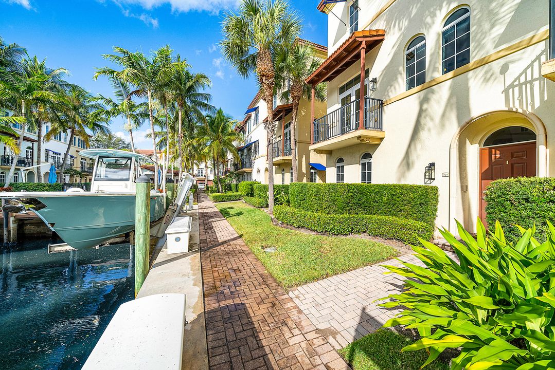 待售: $799,000 (3 贝兹, 3 浴室, 2562 平方英尺)