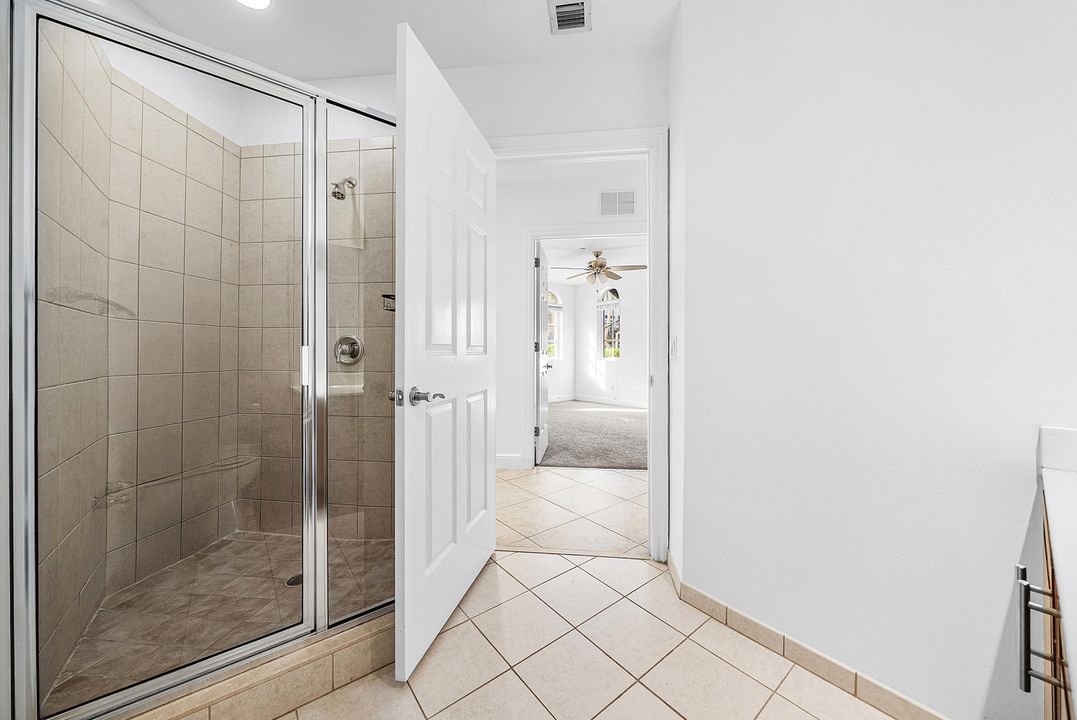 待售: $799,000 (3 贝兹, 3 浴室, 2562 平方英尺)