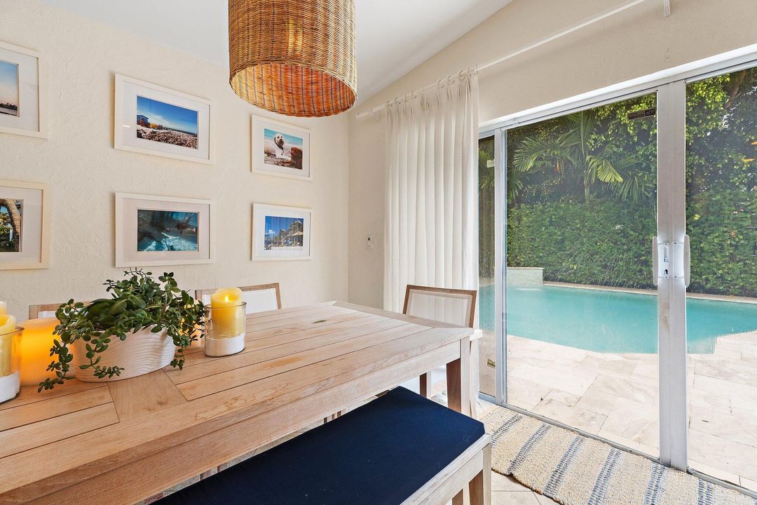 For Sale: $825,000 (3 beds, 2 baths, 1761 Square Feet)