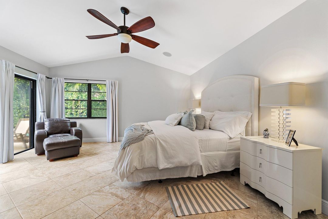 For Sale: $825,000 (3 beds, 2 baths, 1761 Square Feet)