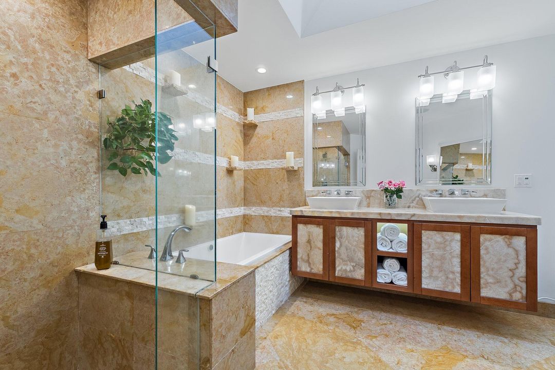 For Sale: $825,000 (3 beds, 2 baths, 1761 Square Feet)