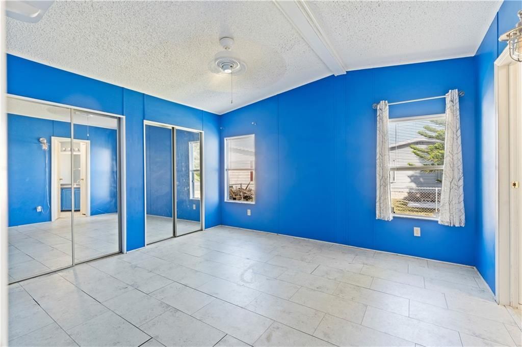 For Sale: $203,000 (2 beds, 2 baths, 1173 Square Feet)