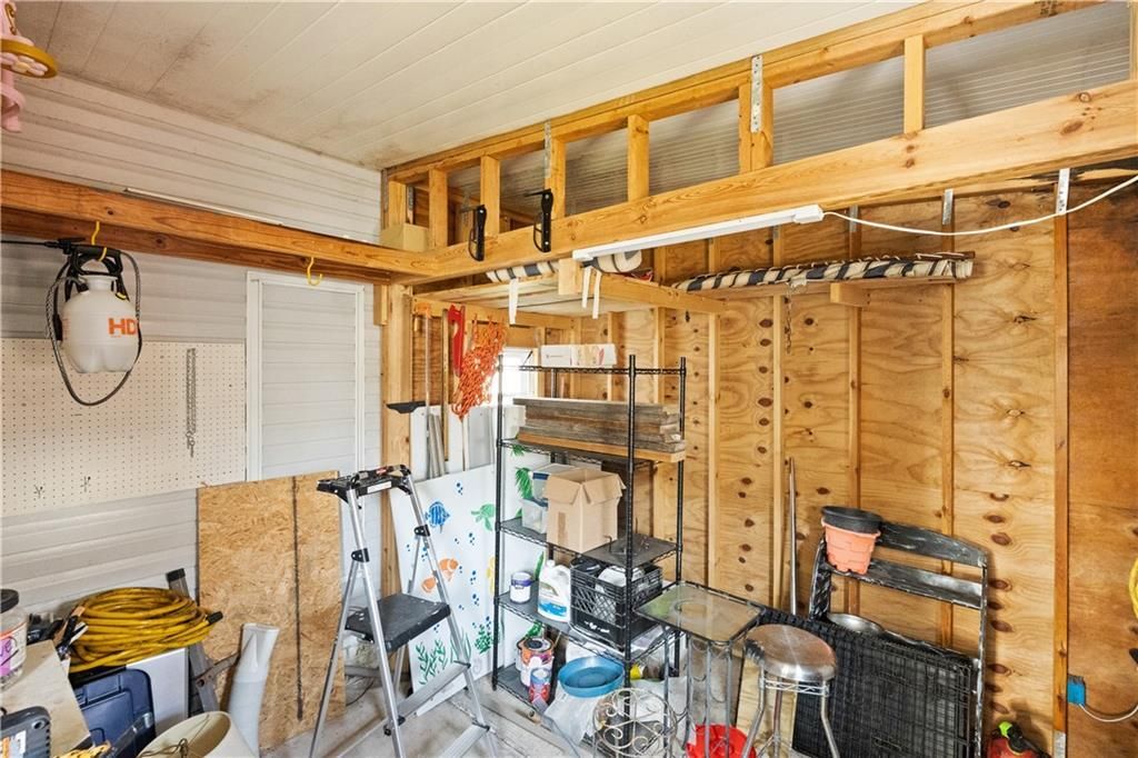 For Sale: $203,000 (2 beds, 2 baths, 1173 Square Feet)