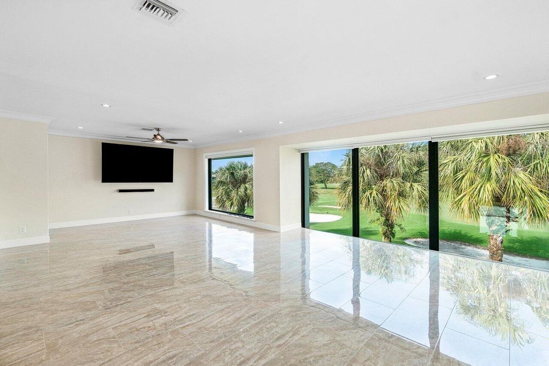 For Rent: $3,800 (2 beds, 2 baths, 1958 Square Feet)