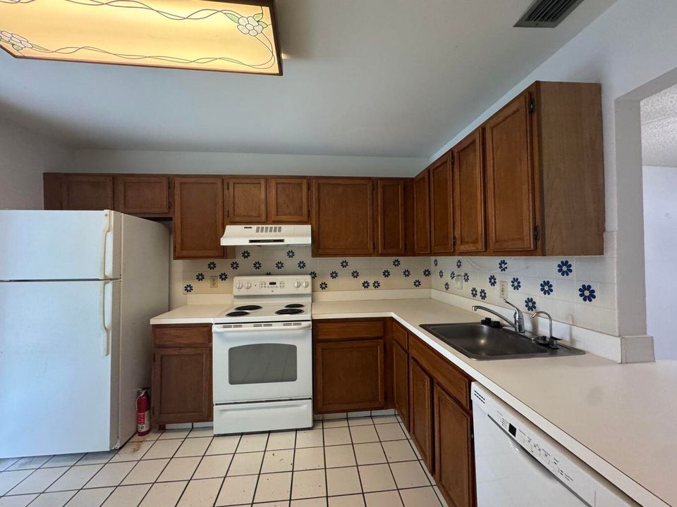 En Venta: $190,000 (2 camas, 2 baños, 1428 Pies cuadrados)