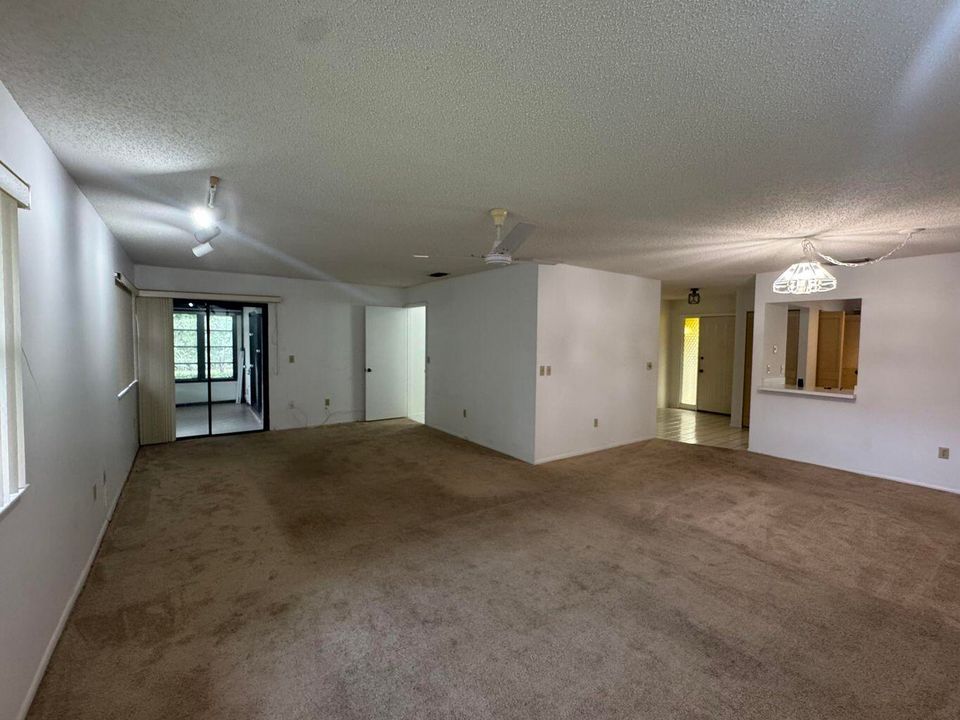 En Venta: $190,000 (2 camas, 2 baños, 1428 Pies cuadrados)