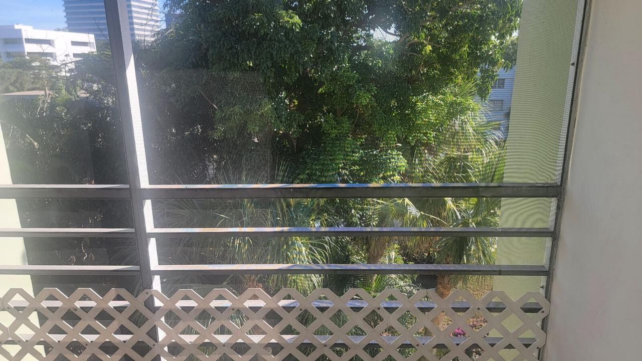 出租: $1,650 (1 贝兹, 1 浴室, 728 平方英尺)