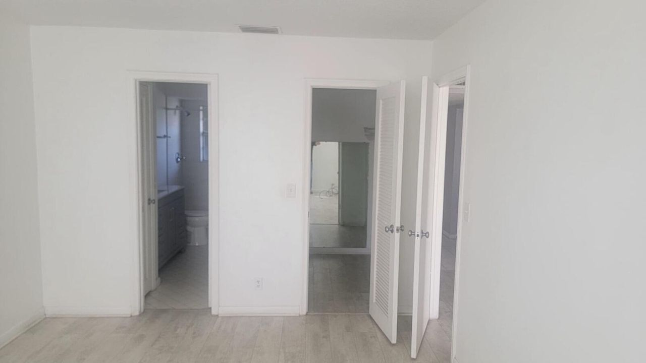 出租: $1,650 (1 贝兹, 1 浴室, 728 平方英尺)