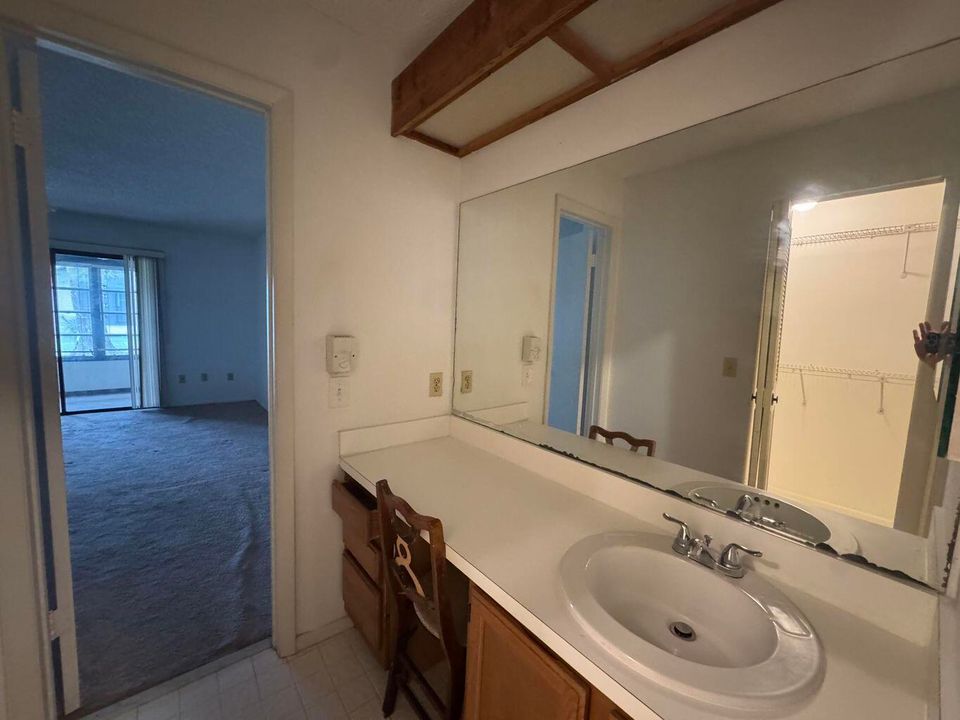 En Venta: $190,000 (2 camas, 2 baños, 1428 Pies cuadrados)