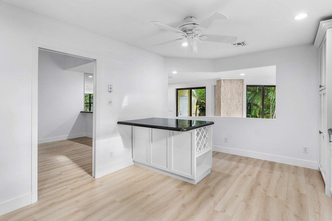 For Sale: $1,595,000 (3 beds, 3 baths, 2520 Square Feet)