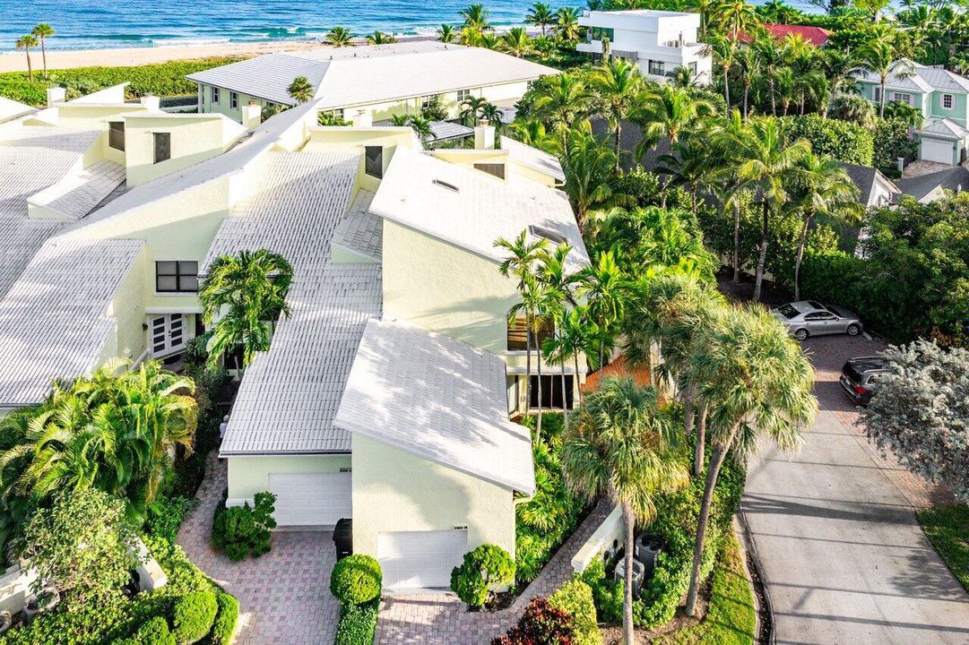 For Sale: $1,595,000 (3 beds, 3 baths, 2520 Square Feet)