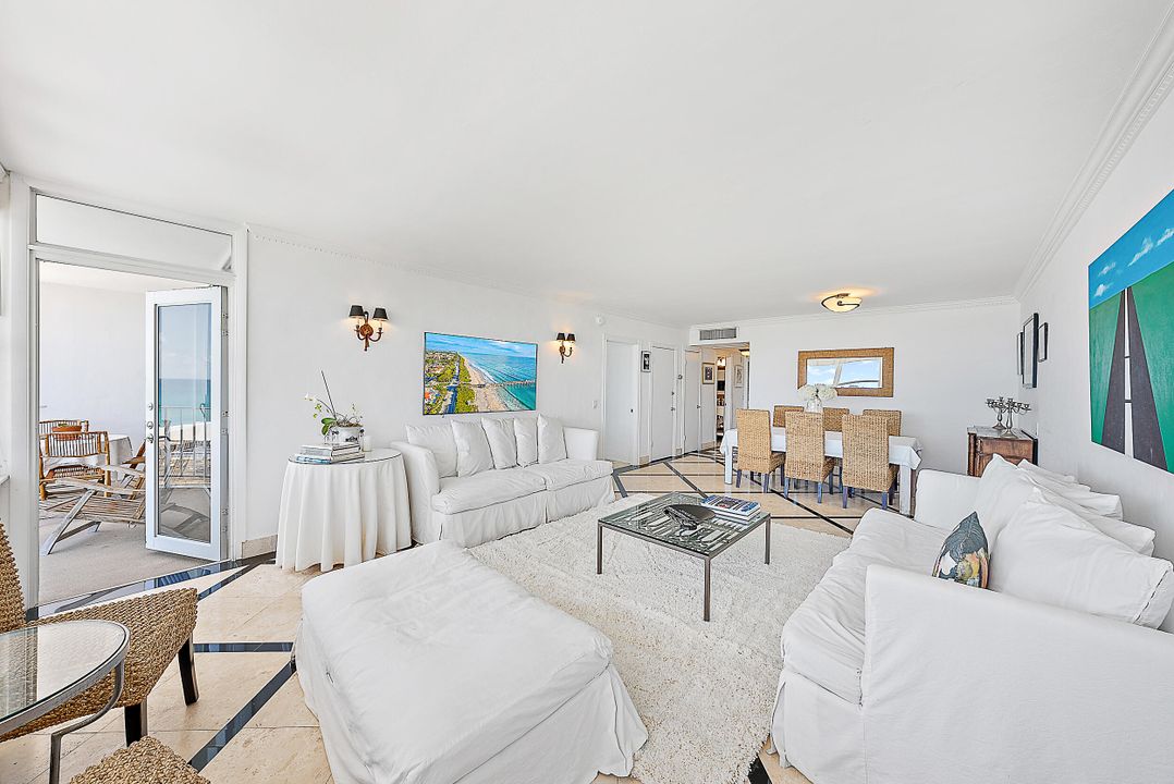 For Rent: $6,000 (1 beds, 1 baths, 1038 Square Feet)