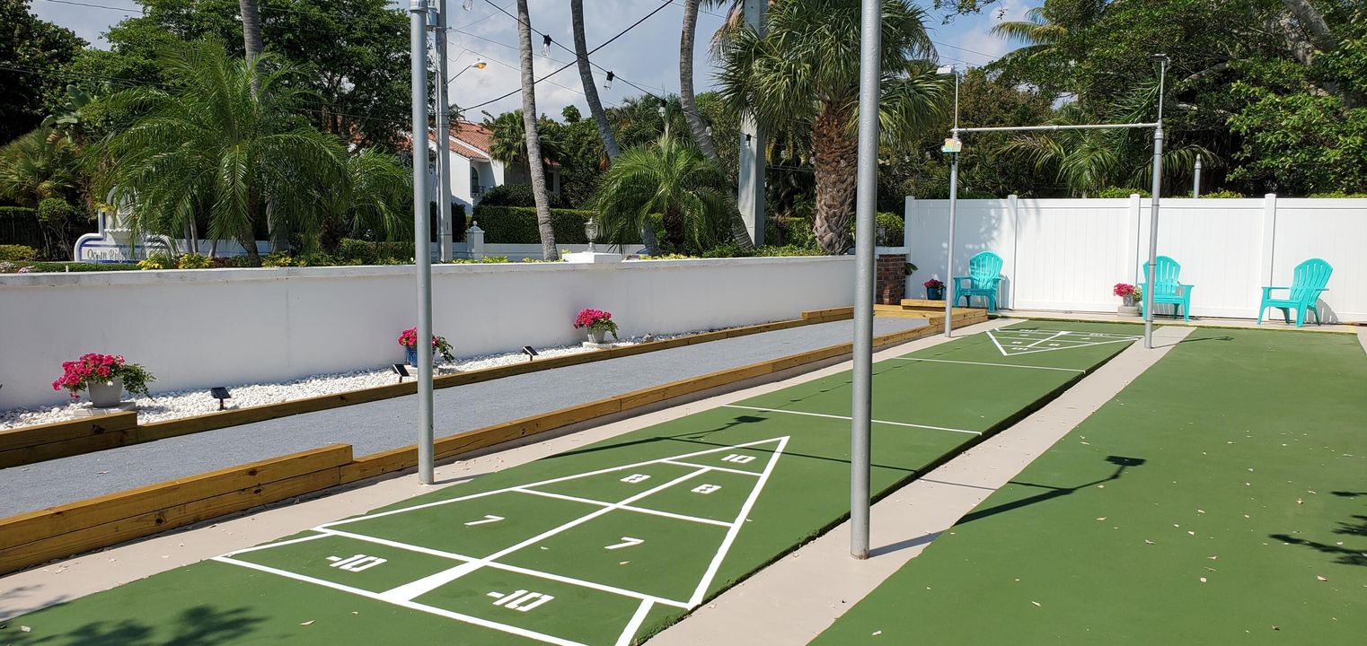 For Sale: $165,000 (2 beds, 1 baths, 775 Square Feet)