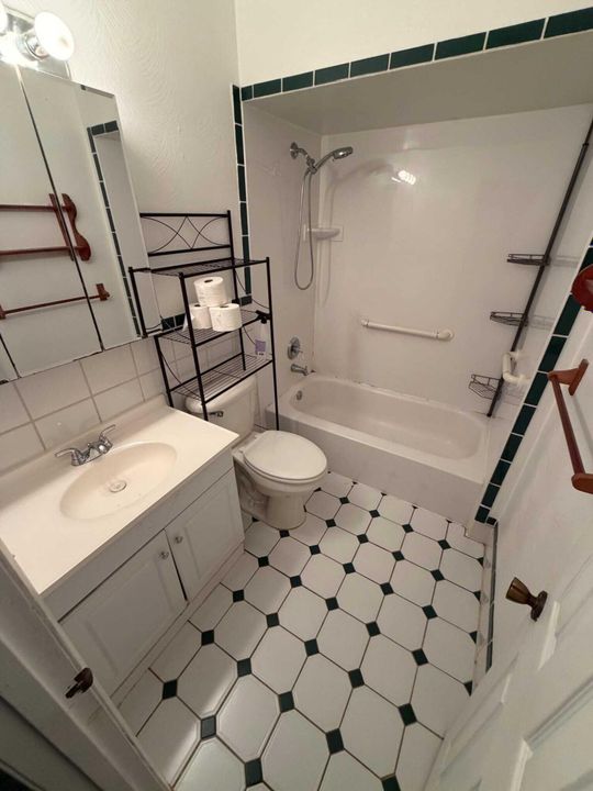 待售: $374,000 (3 贝兹, 2 浴室, 1428 平方英尺)