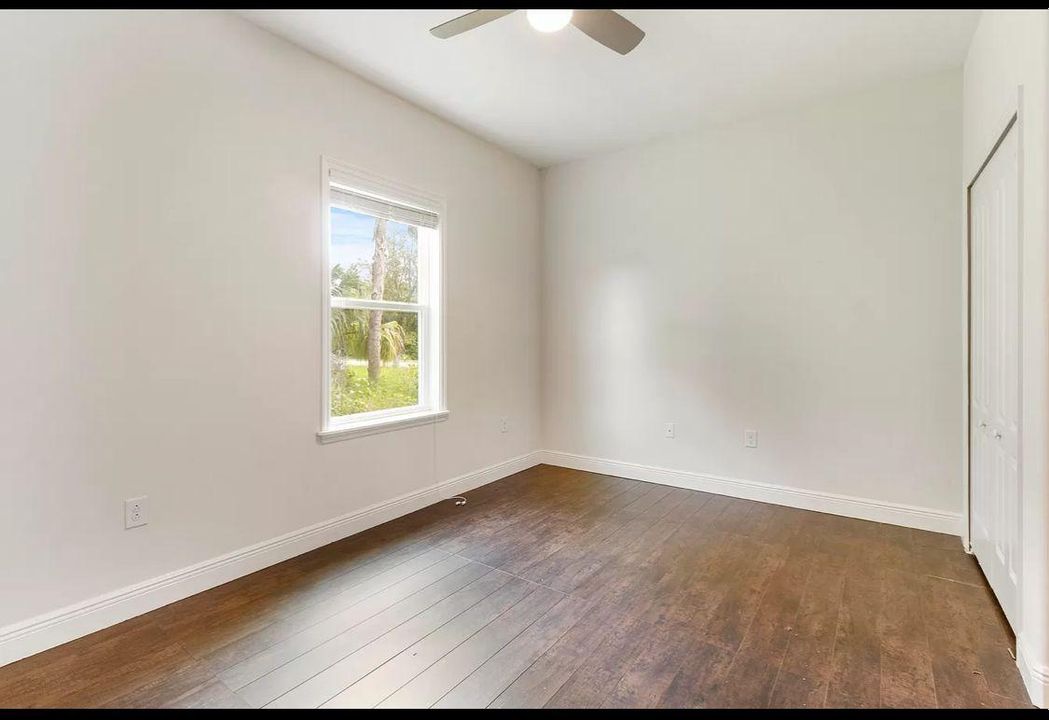 For Rent: $3,300 (4 beds, 3 baths, 2424 Square Feet)