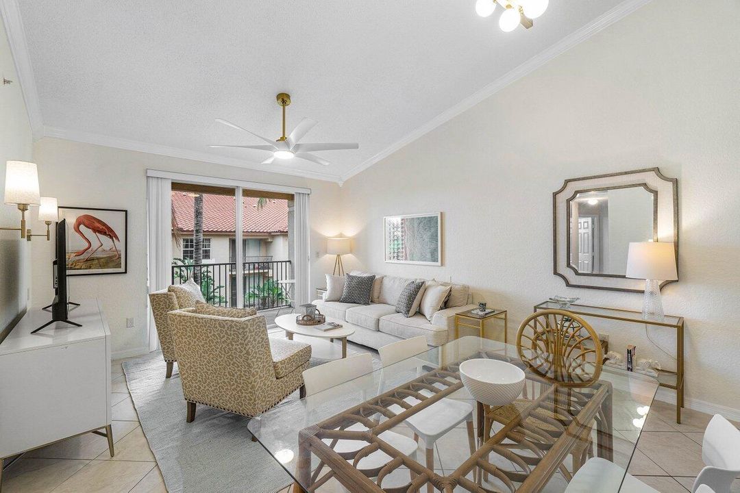 For Rent: $3,350 (3 beds, 2 baths, 1237 Square Feet)