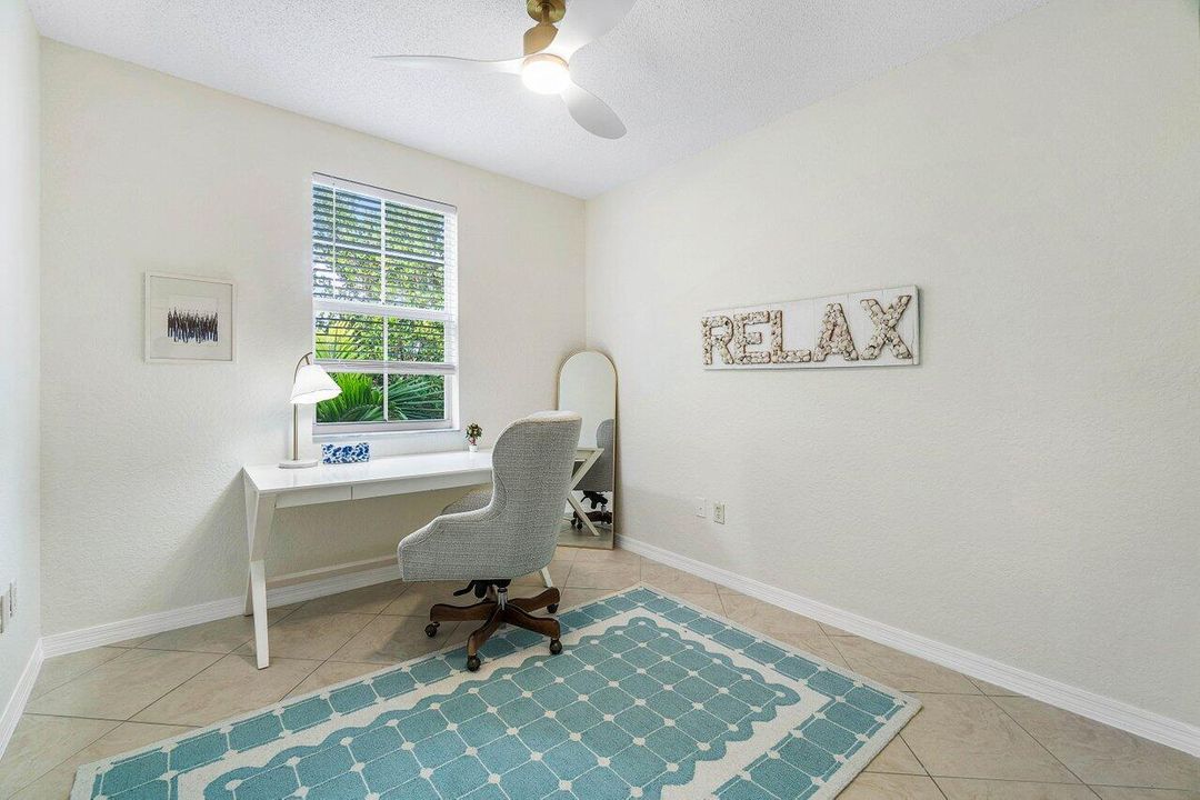 For Rent: $3,350 (3 beds, 2 baths, 1237 Square Feet)