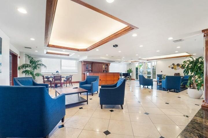 For Rent: $3,350 (3 beds, 2 baths, 1237 Square Feet)