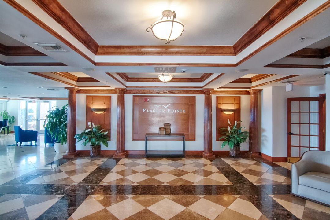 For Rent: $3,350 (3 beds, 2 baths, 1237 Square Feet)