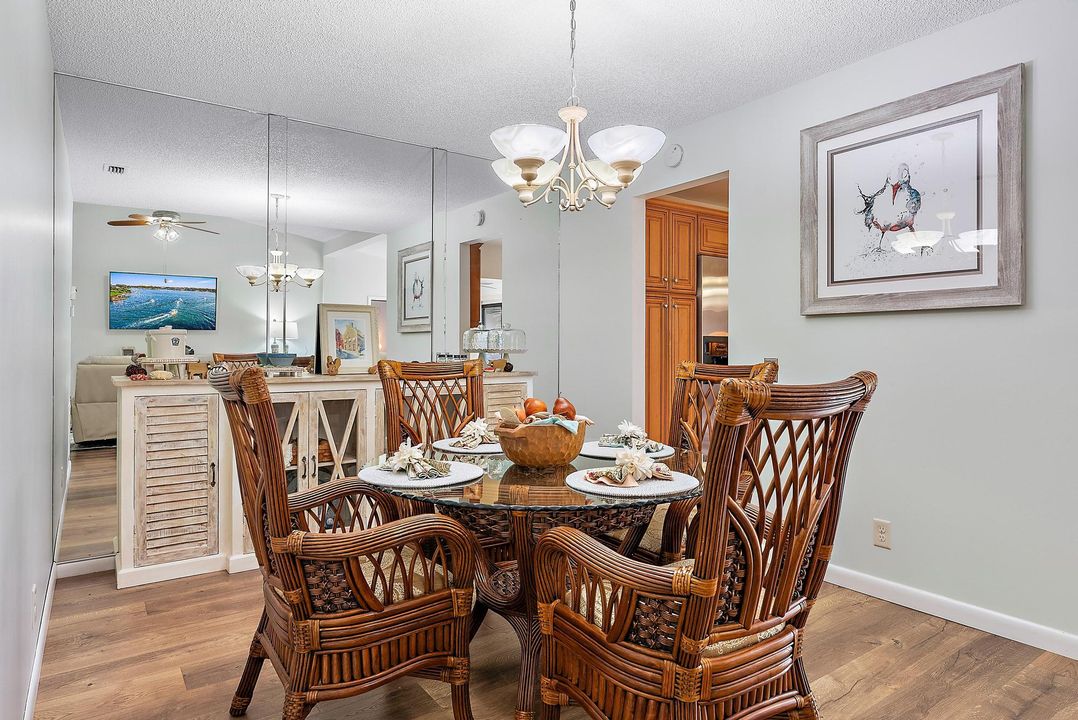 For Sale: $425,000 (3 beds, 2 baths, 1686 Square Feet)