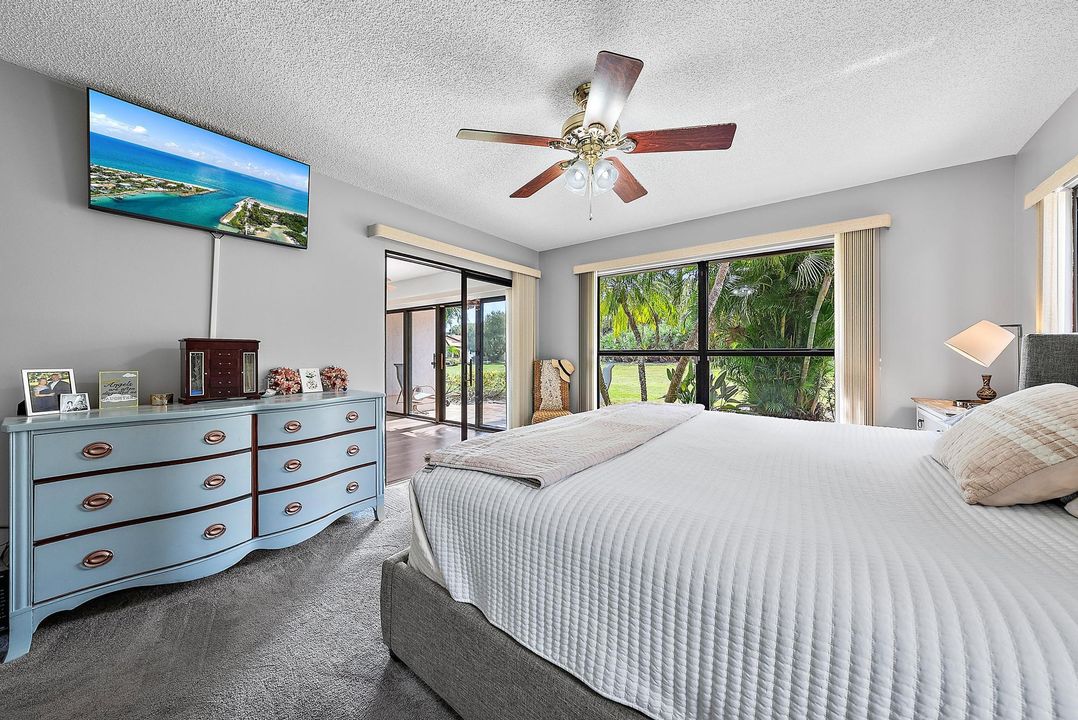 For Sale: $425,000 (3 beds, 2 baths, 1686 Square Feet)