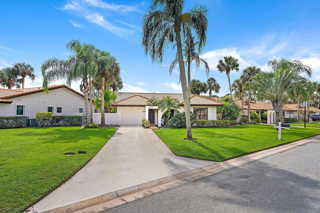 For Sale: $425,000 (3 beds, 2 baths, 1686 Square Feet)