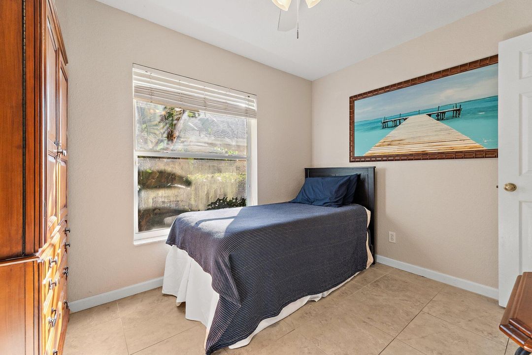 На продажу: $575,000 (4 спален, 3 ванн, 1736 Квадратных фут)