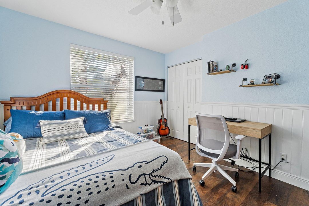 На продажу: $575,000 (4 спален, 3 ванн, 1736 Квадратных фут)