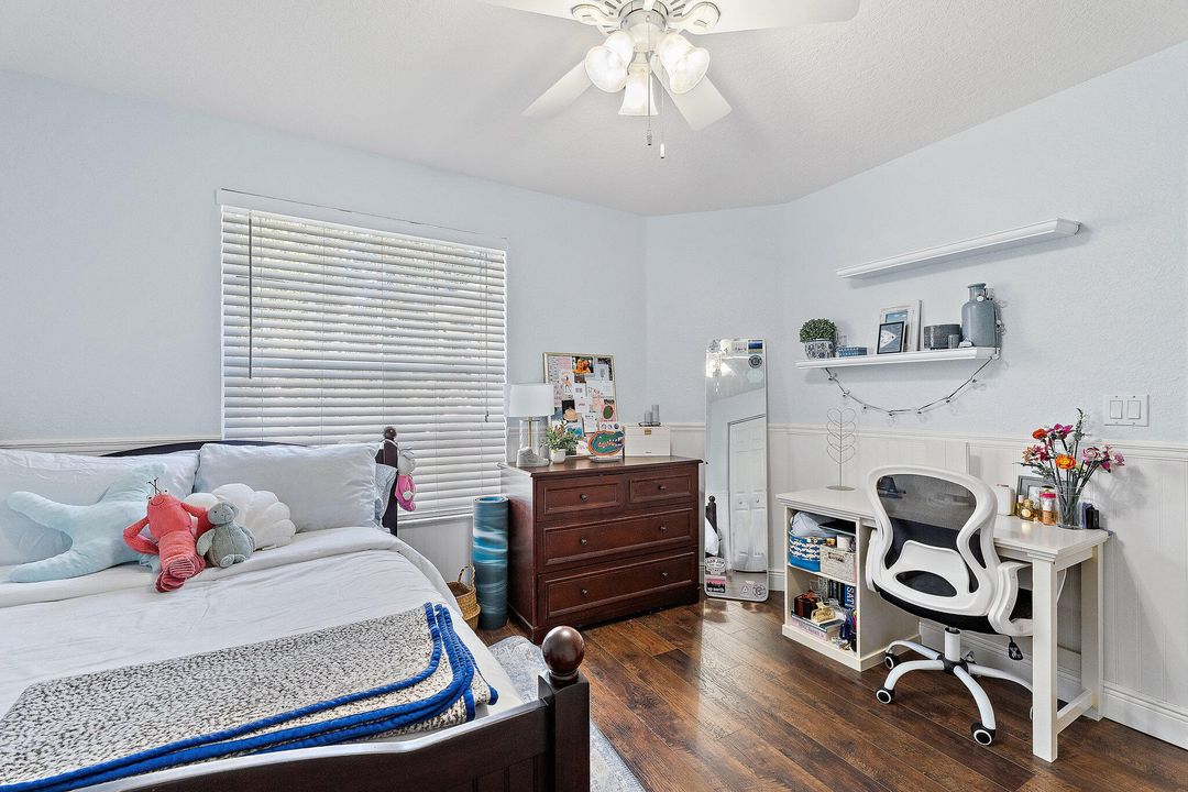 На продажу: $575,000 (4 спален, 3 ванн, 1736 Квадратных фут)