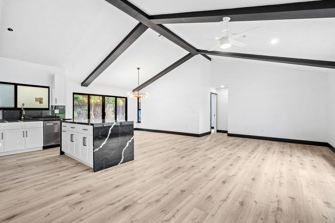 For Sale: $474,900 (3 beds, 2 baths, 1515 Square Feet)