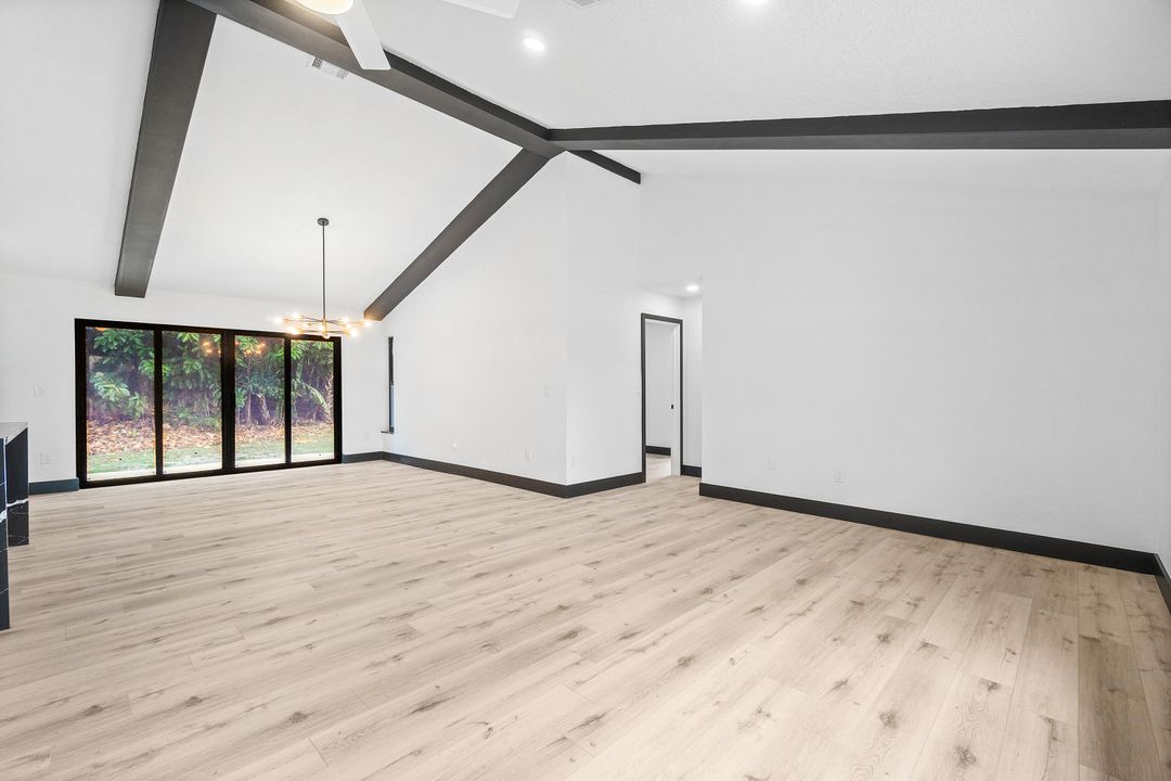 For Sale: $474,900 (3 beds, 2 baths, 1515 Square Feet)