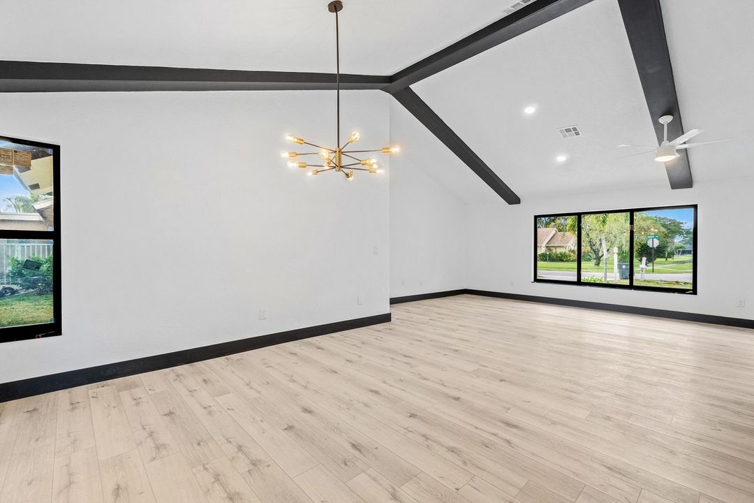 For Sale: $474,900 (3 beds, 2 baths, 1515 Square Feet)