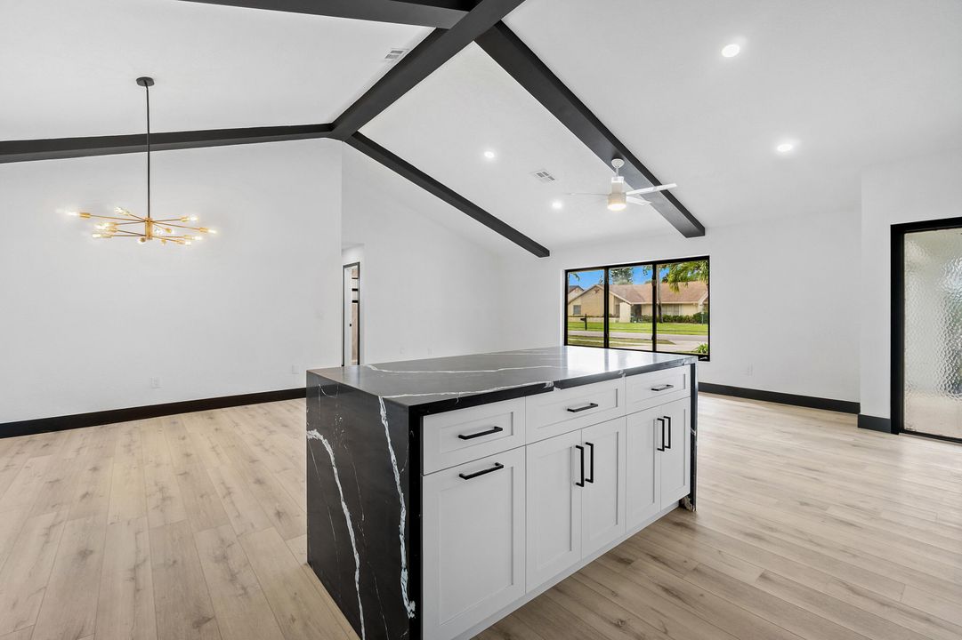 For Sale: $474,900 (3 beds, 2 baths, 1515 Square Feet)