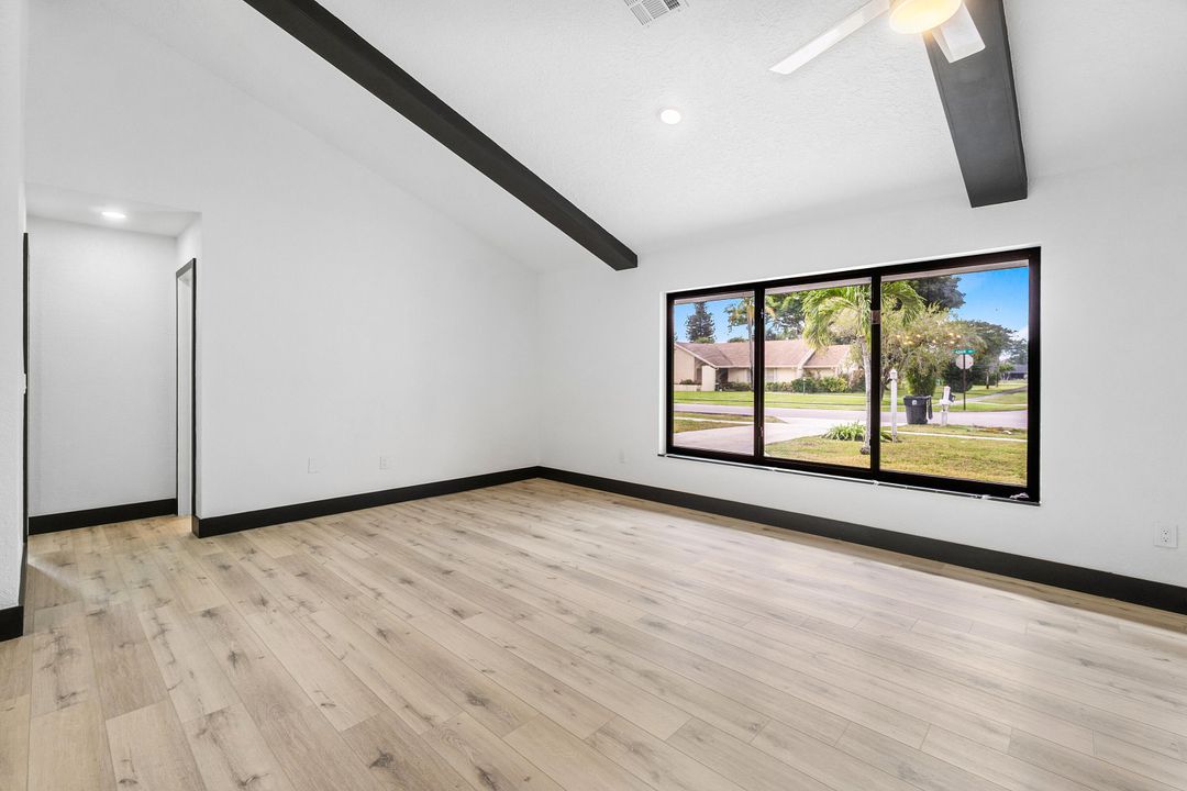 For Sale: $474,900 (3 beds, 2 baths, 1515 Square Feet)