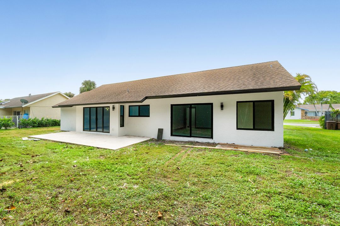 For Sale: $474,900 (3 beds, 2 baths, 1515 Square Feet)