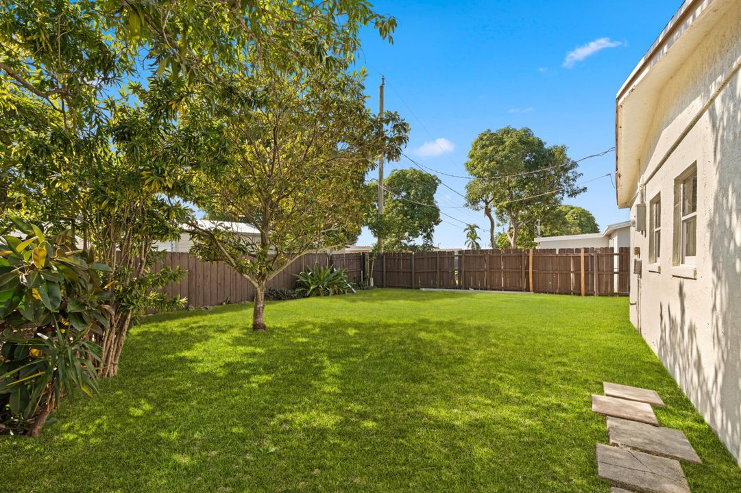 待售: $350,000 (3 贝兹, 2 浴室, 1020 平方英尺)