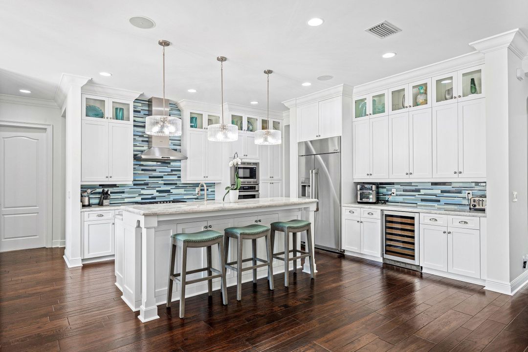 На продажу: $3,795,000 (3 спален, 3 ванн, 2924 Квадратных фут)