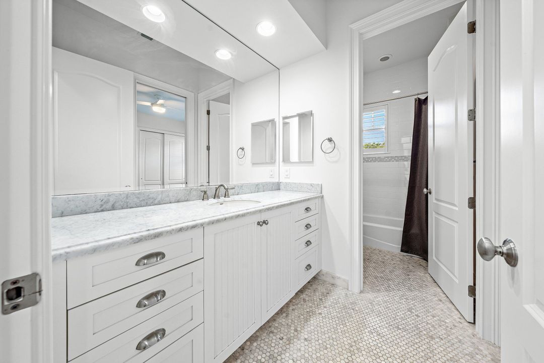 На продажу: $3,795,000 (3 спален, 3 ванн, 2924 Квадратных фут)