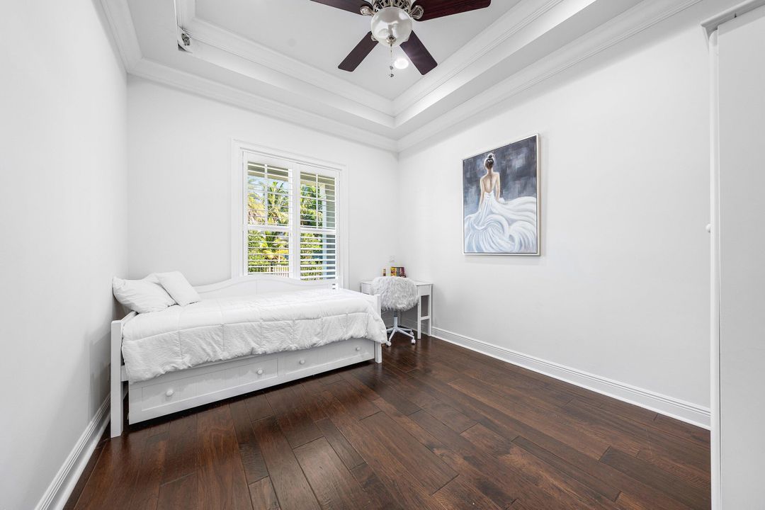 На продажу: $3,795,000 (3 спален, 3 ванн, 2924 Квадратных фут)