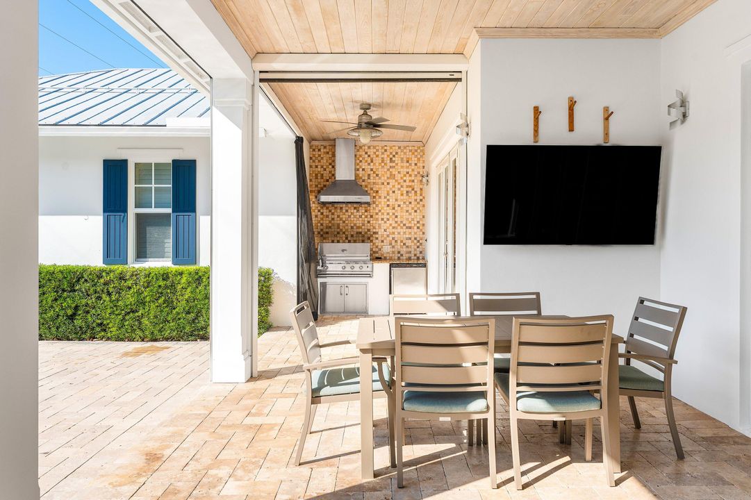 На продажу: $3,795,000 (3 спален, 3 ванн, 2924 Квадратных фут)