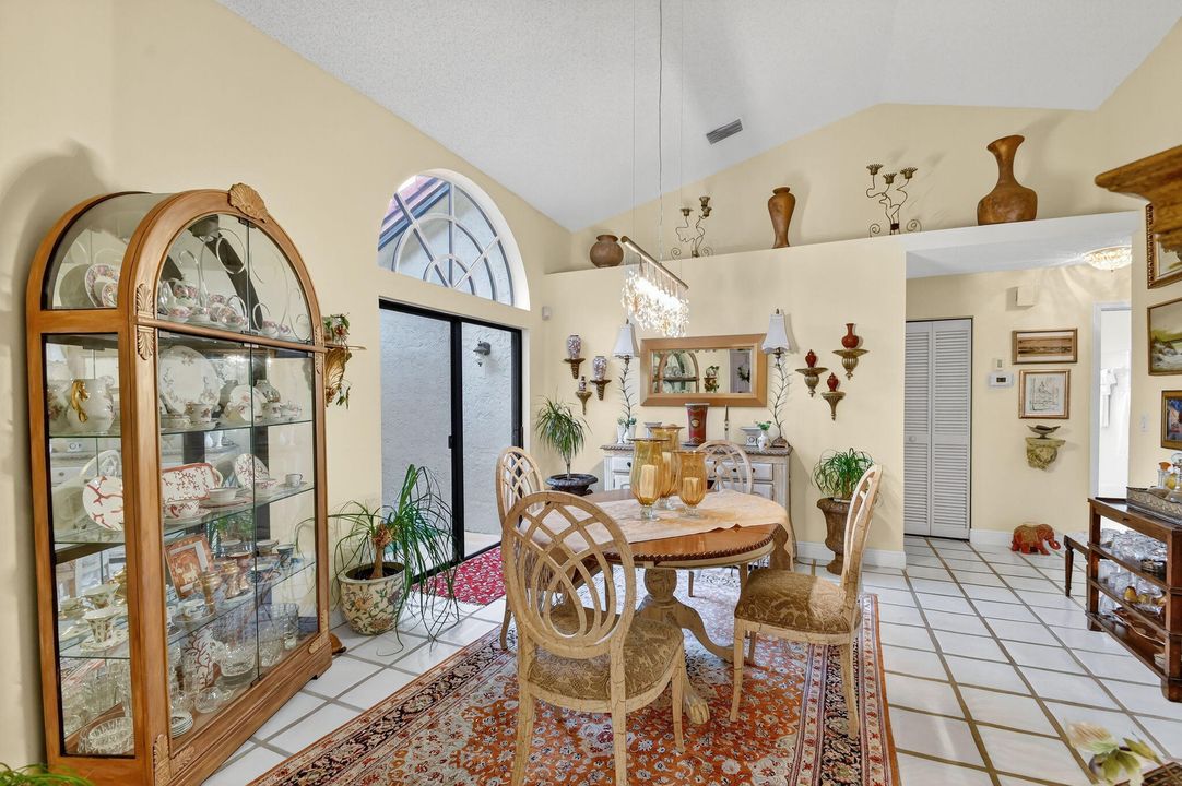 En Venta: $462,000 (3 camas, 2 baños, 1837 Pies cuadrados)