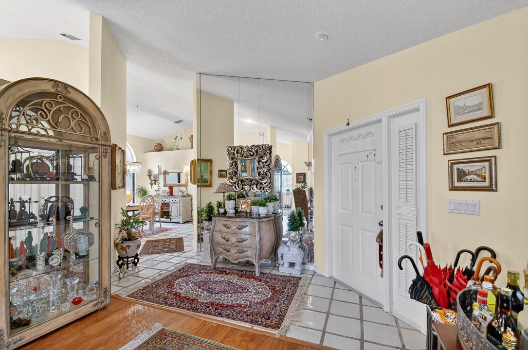 En Venta: $462,000 (3 camas, 2 baños, 1837 Pies cuadrados)