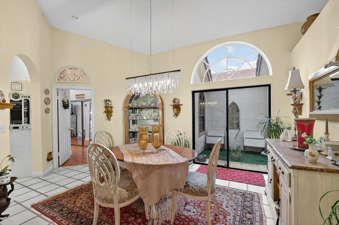 En Venta: $462,000 (3 camas, 2 baños, 1837 Pies cuadrados)