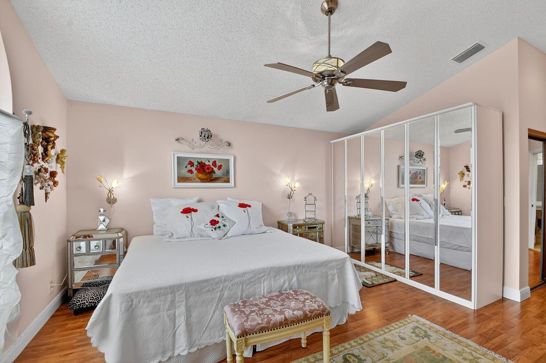 En Venta: $462,000 (3 camas, 2 baños, 1837 Pies cuadrados)